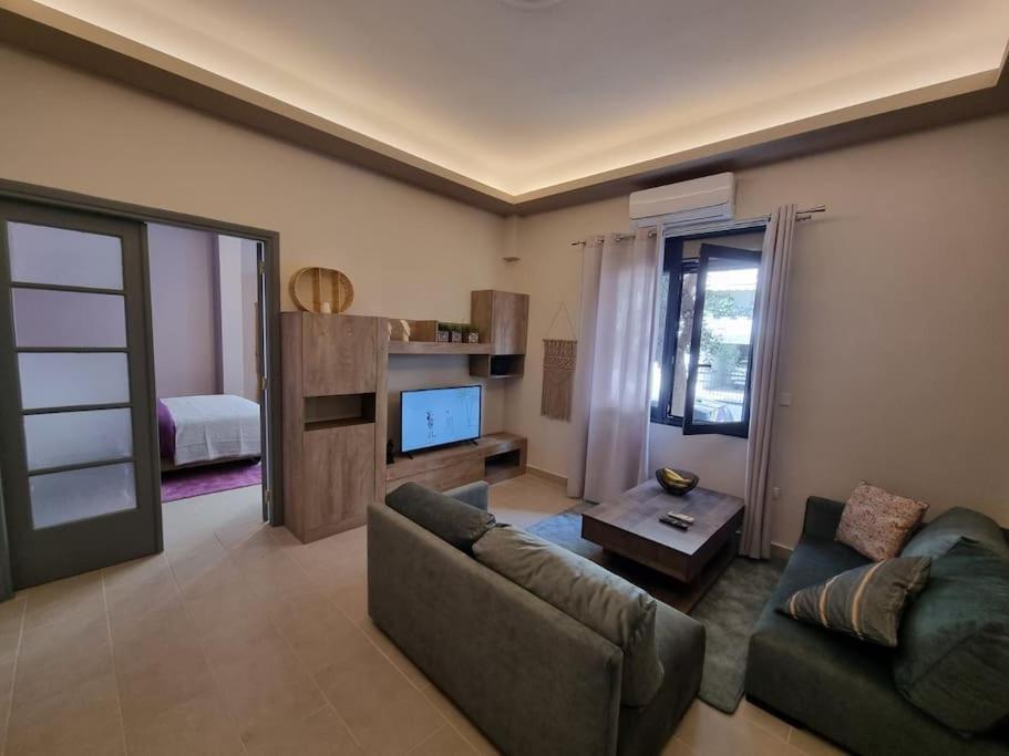 Ellis Apartment Atena Exterior foto